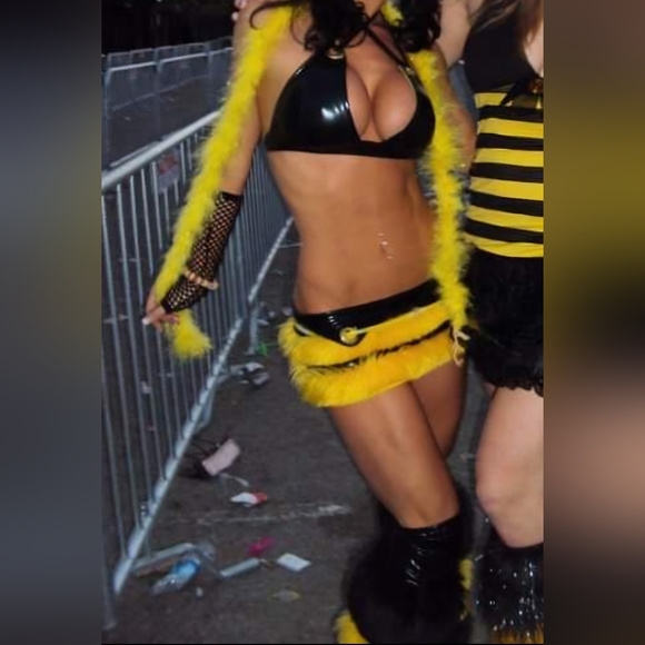 7 piece Bumblebee Rave Costume. Size S/M. - Picture 2 of 11